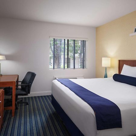 Hotel Zico, BW Signature Collection Mountain View Bagian luar foto