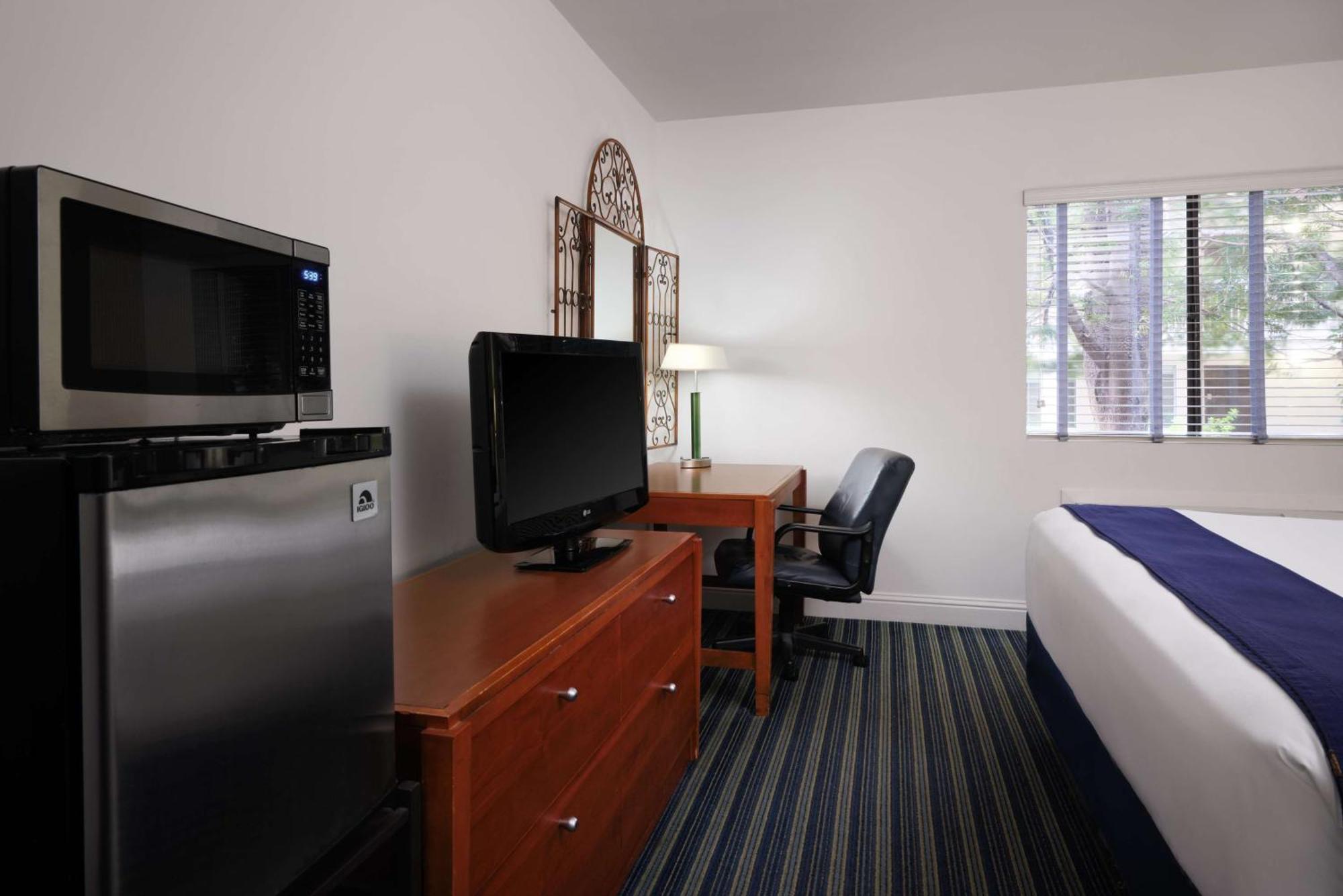 Hotel Zico, BW Signature Collection Mountain View Bagian luar foto